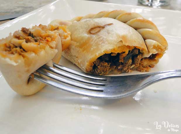 Salgado de empanada Les Delices de Maya